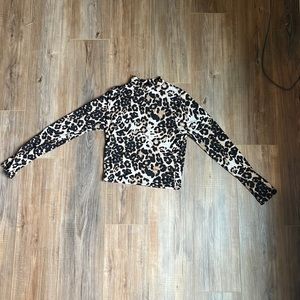 Gaze cheetah print top